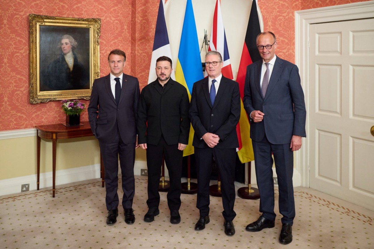 Zelenskyy meets E3 leaders in London to revive Ukraine peace talks