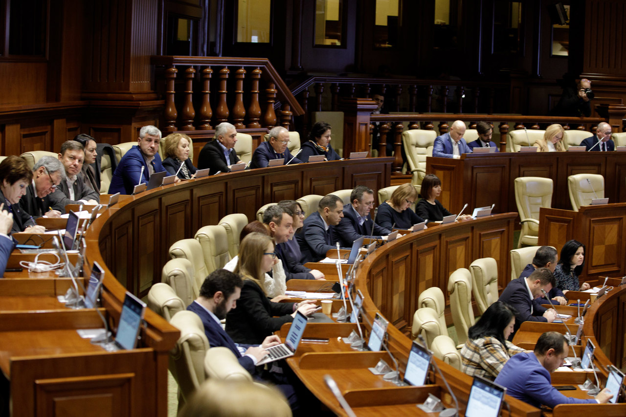 LIVE Parliament convenes a session