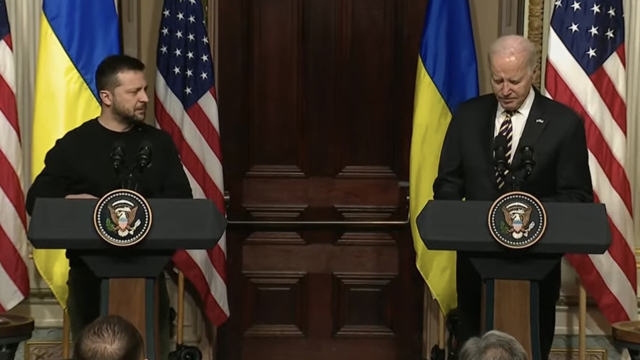 Biden tells Ukraine’s Zelensky: Don’t give up hope