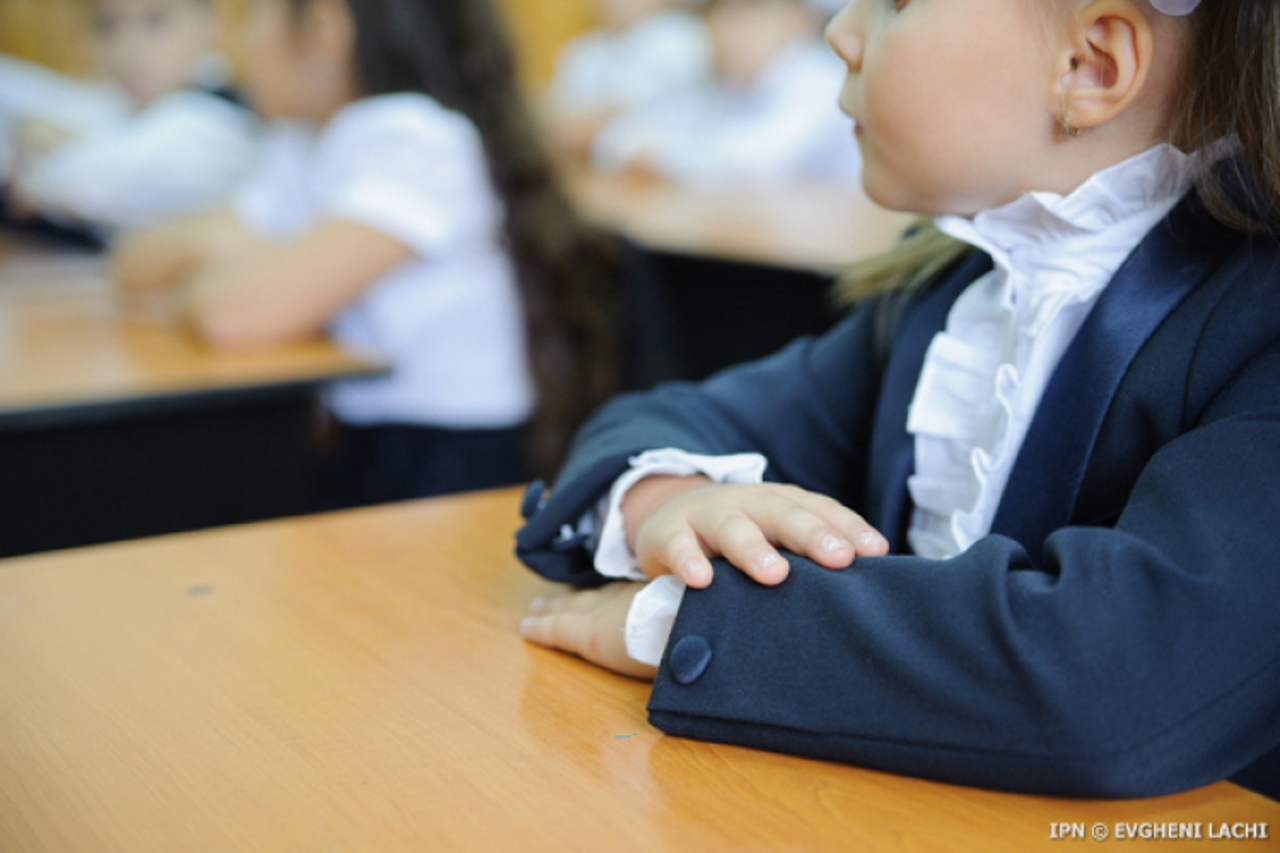 Prima etapă de depunere a actelor pentru clasa întâi: Aproape 90 la sută din locurile disponibile au fost ocupate