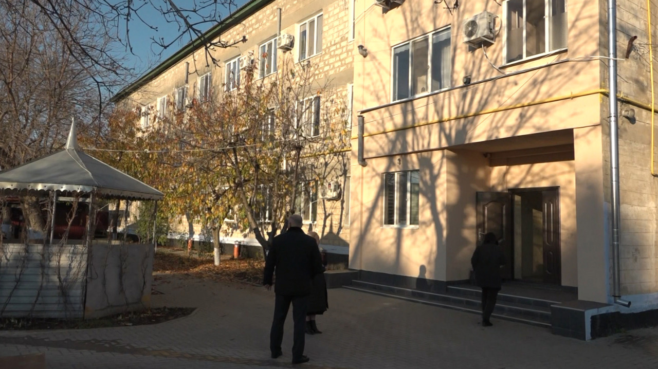 Families in Ceadîr-Lunga benefit from the energy-efficient renovation of an old apartment block