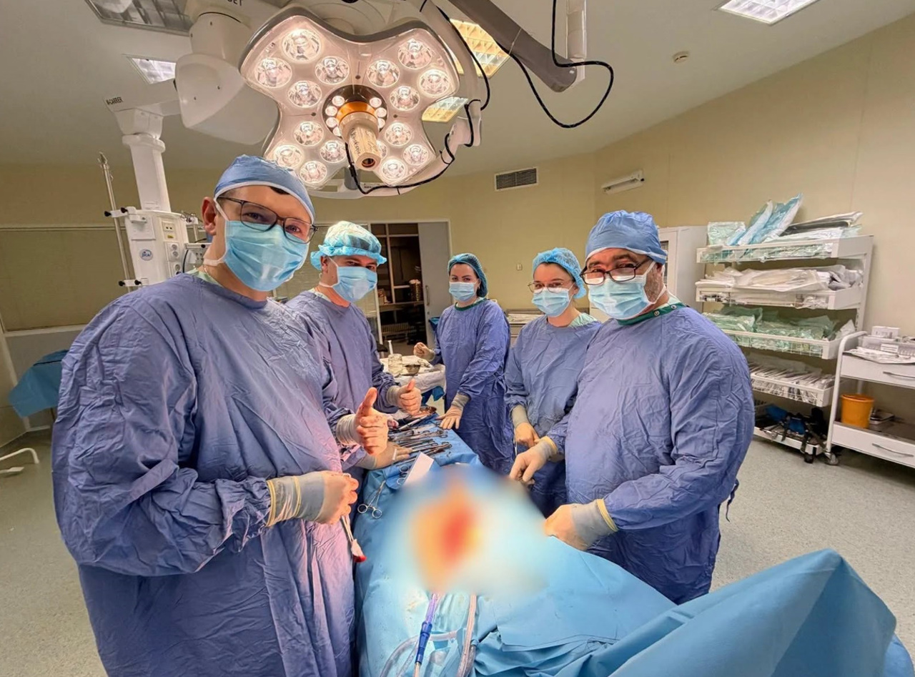 Persoane aflate în moarte cerebrală au salvat viețile a cinci pacienți: Încă cinci transplanturi de ficat și rinichi, realizate la Spitalul „Timofei Moșneaga”
