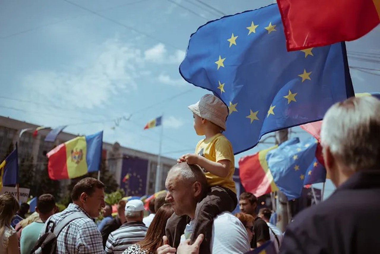 Justice and public procurement still hinder Moldova’s EU accession, report