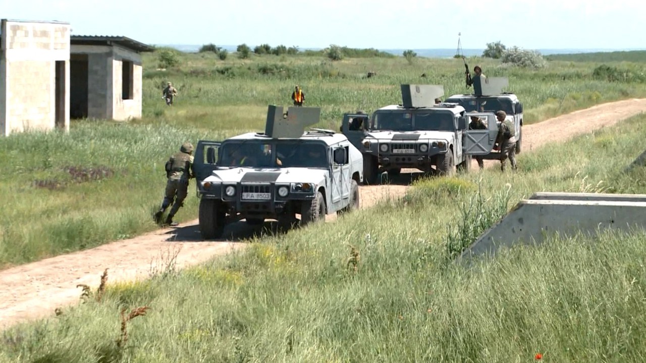 Poligonul din Bulboaca a fost teatrul acțiunilor armate: Capacitatea viitorilor ofițeri, testată 
