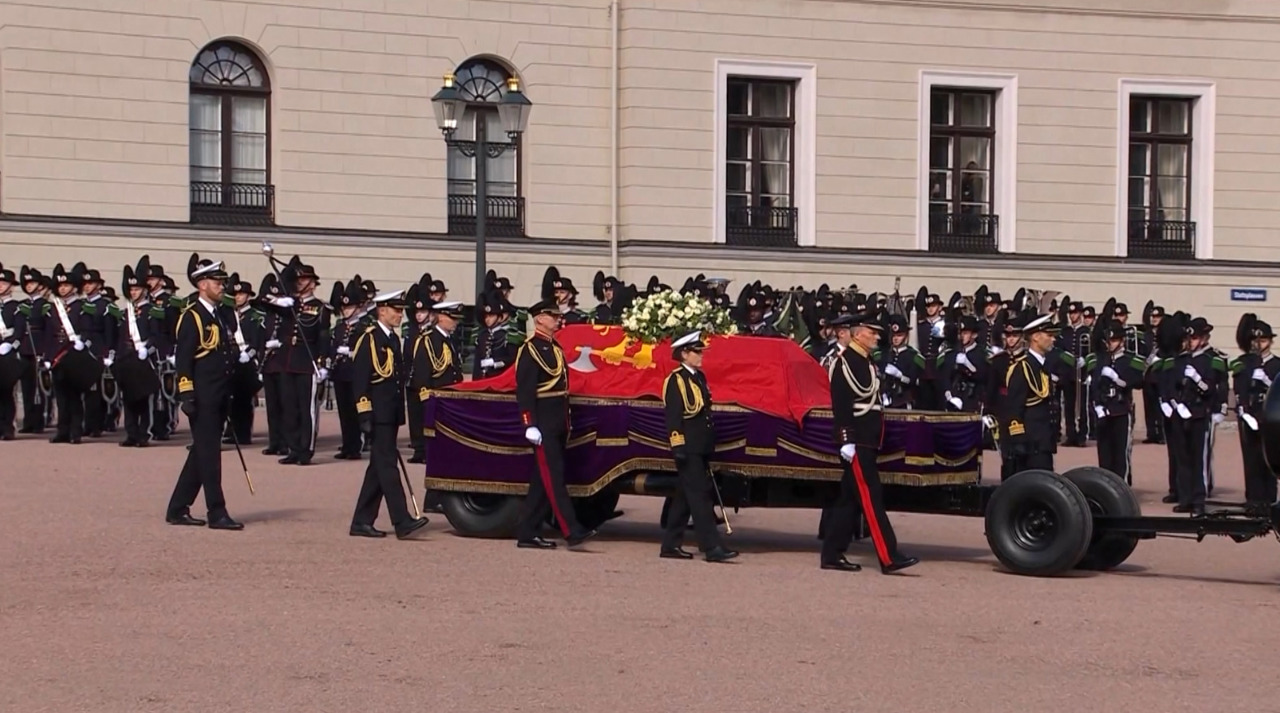 Funeralii regale la Oslo. Norvegia și-a luat rămas-bun de la Harald al V-lea