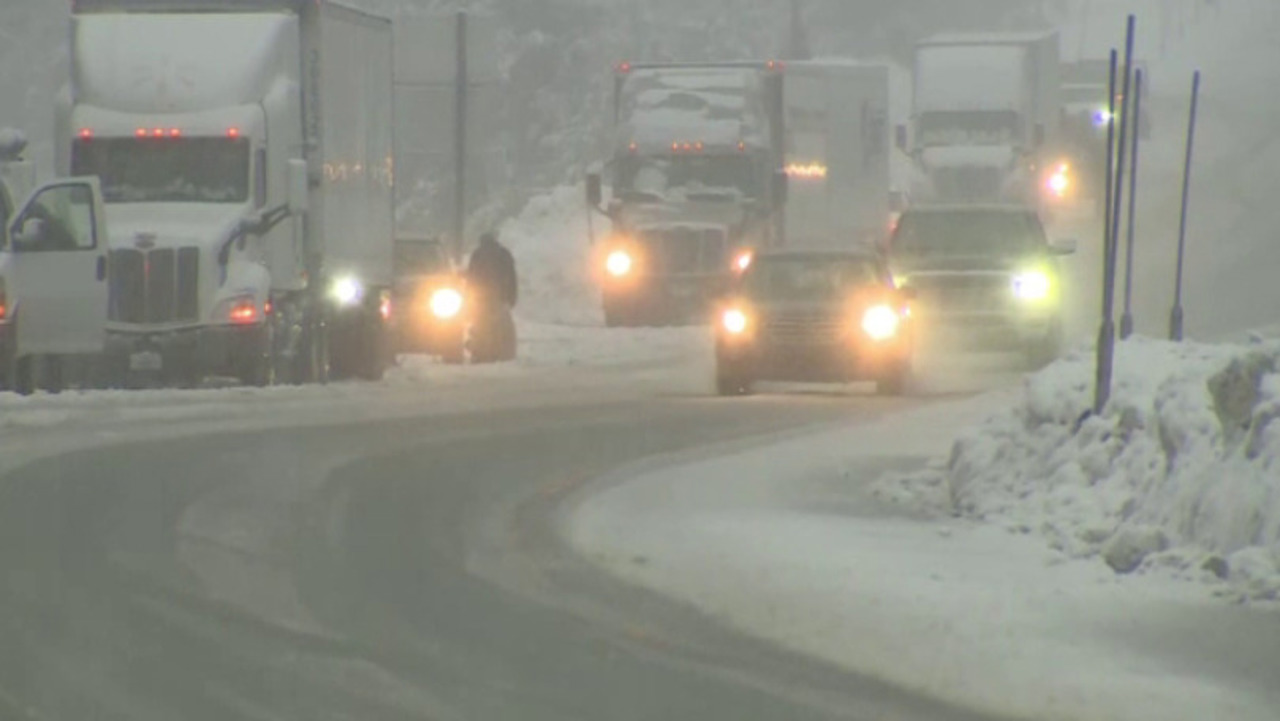 Ninsori puternice în SUA. Autoritățile au anunțat stare de urgență în 13 localități