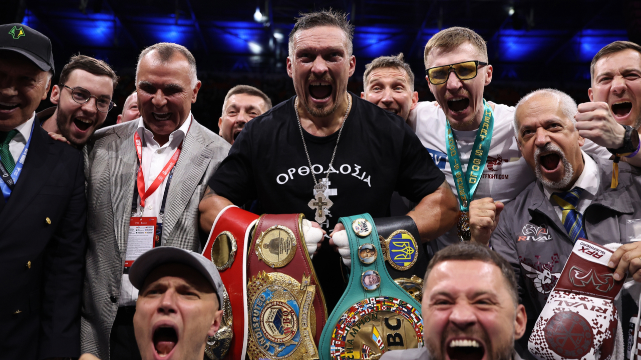 Boxerul ucrainean Oleksandr Usik renunță la cele 3 centuri!