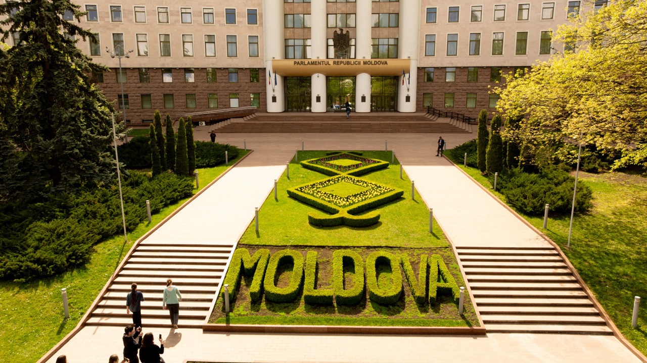 PARLIAMENTARY ELECTIONS 2025 | PAS wins more votes than in 2021, but fewer mandates; opposite trend for socialists and communists