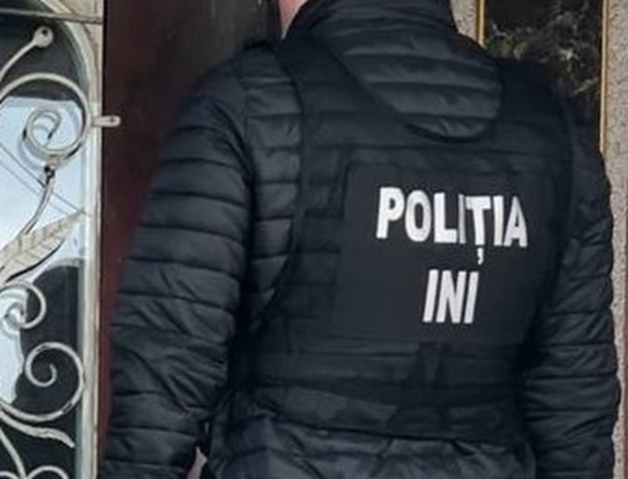 Двое мужчин из Ниспорен задержаны за вымогательство 10 тысяч евро у семьи