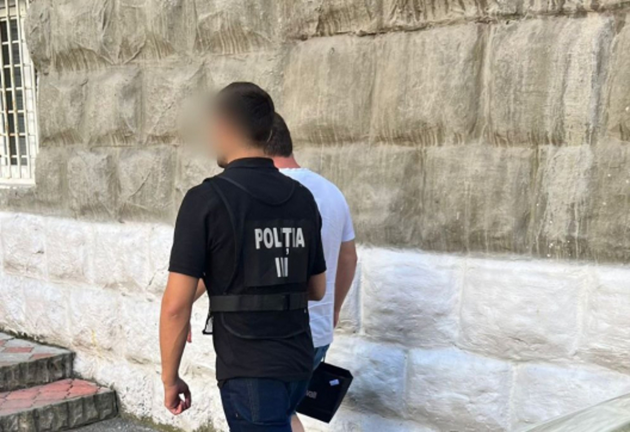 Bărbatul care ar fi comandat șantajul fostului partener de afaceri, reținut de oamenii legii