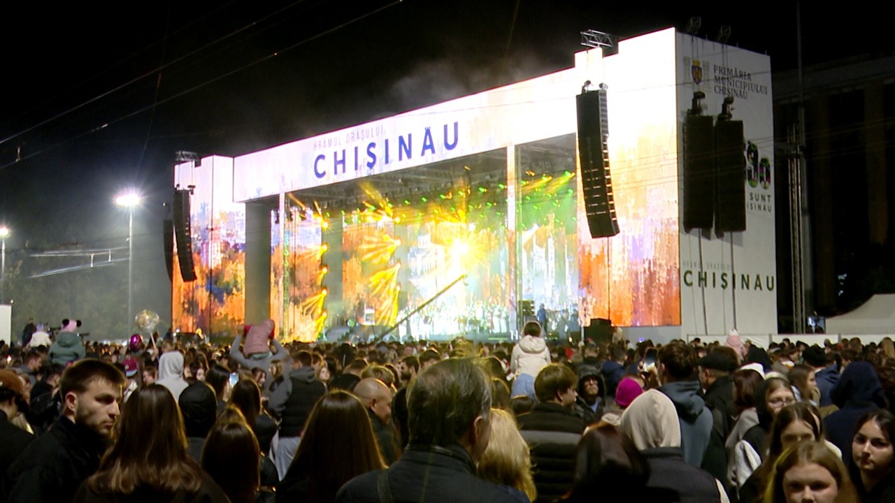 VIDEO | „Cât mai des să fie concerte pentru tineret”: Cum s-au distrat chișinăuienii și oaspeții capitalei de Hramul orașului 