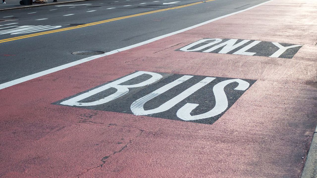 В Кишинёве в этом году будет выделено 11 полос для общественного транспорта