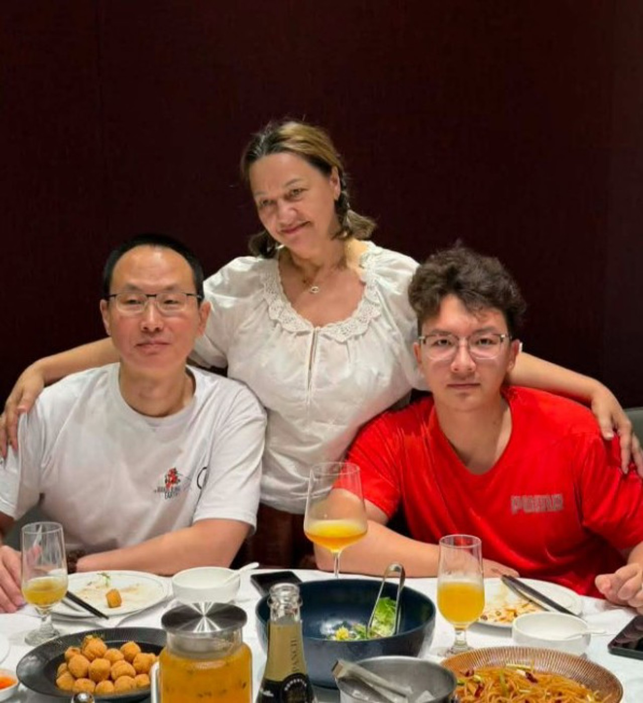 Casa „de la capătul lumii” în care se vorbește româna: „Chinezoaică nu voi fi niciodată, dar nu regret că am venit în China” 