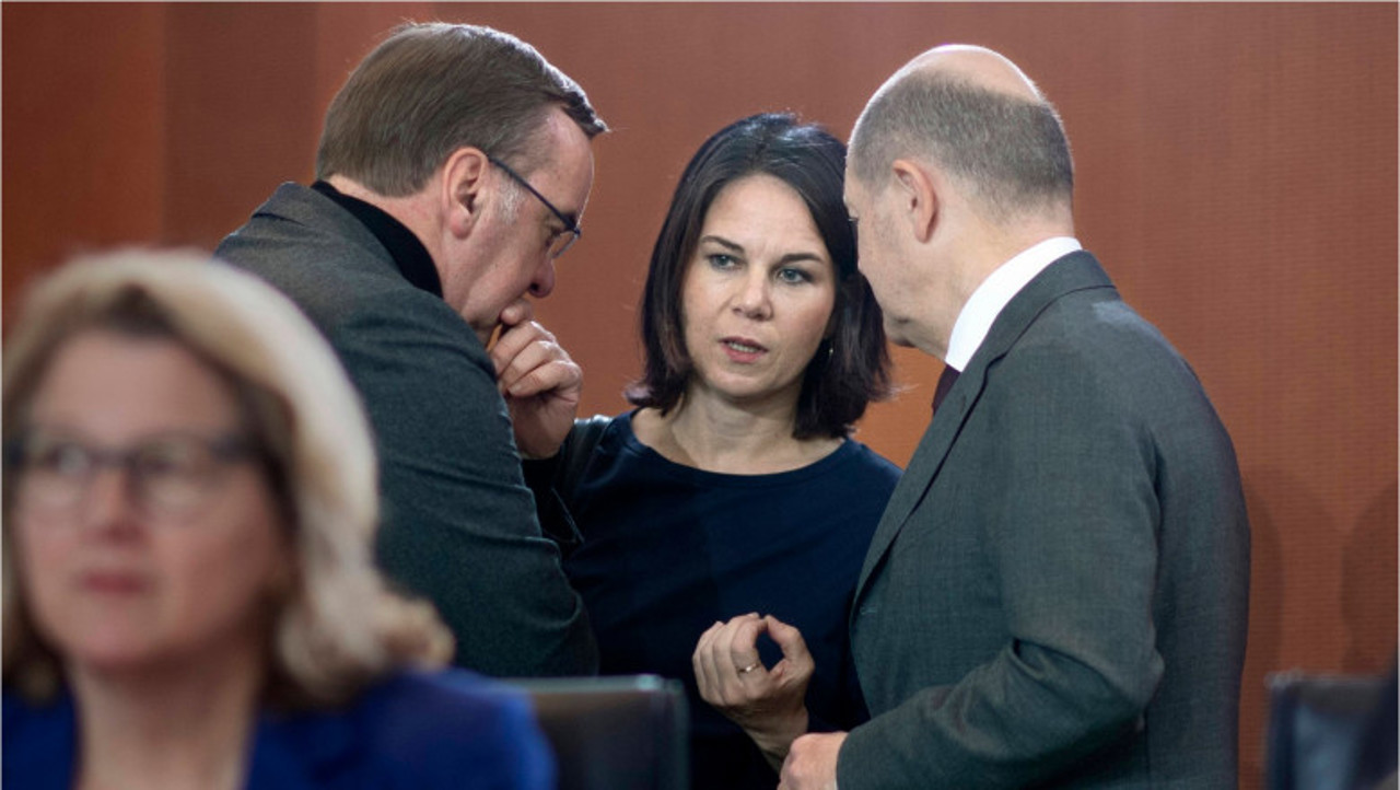 Министр иностранных дел Германии предлагает смелые реформы ЕС, готовящегося к расширению