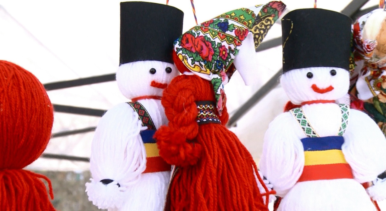 Târgurile de mărțișoare aduc primăvara în toate sectoarele din capitală 