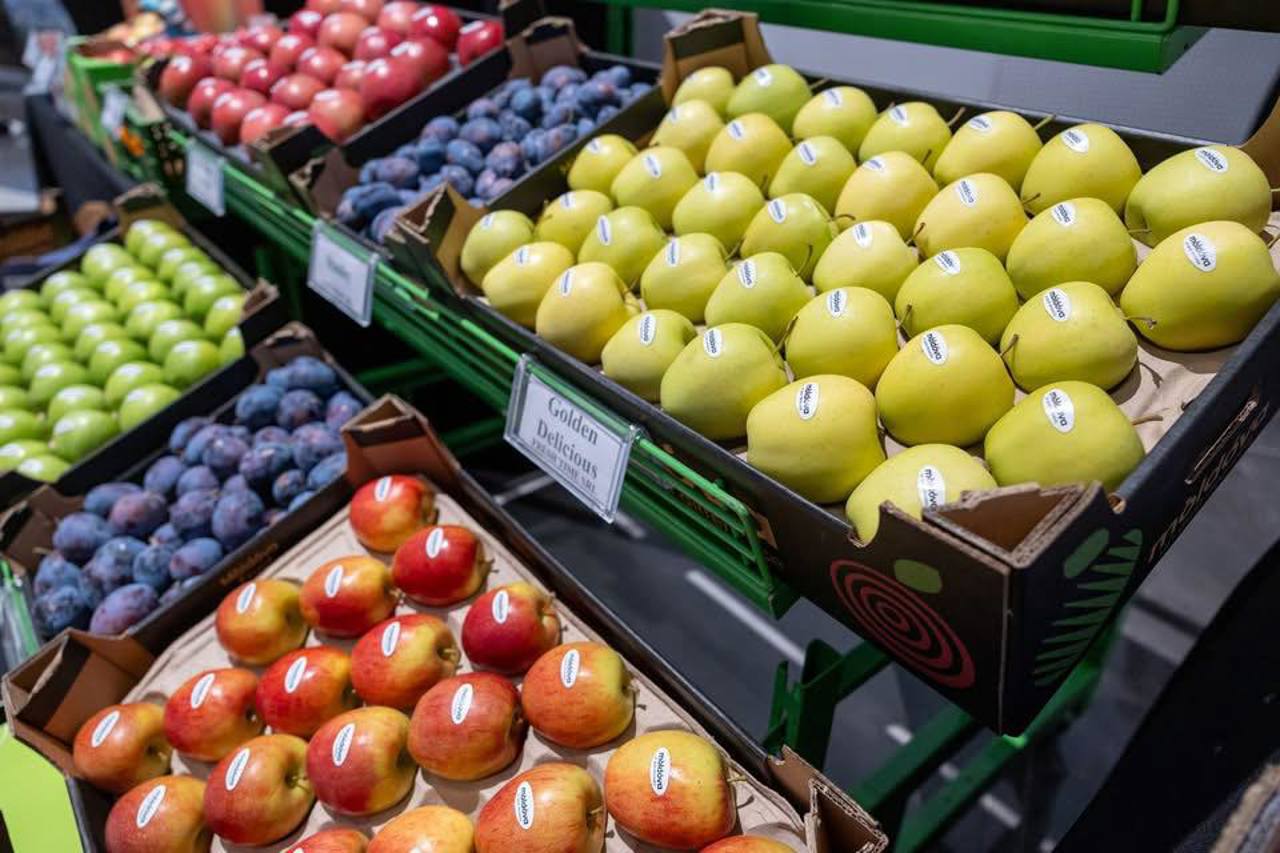 15 lei on the shelf, 5 lei to the farmer: “Should I accept this?”