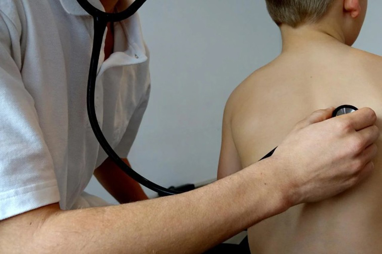 Utilizarea incorectă a aparatelor de aer condiționat ne poate îmbolnăvi: risc de pneumonii 