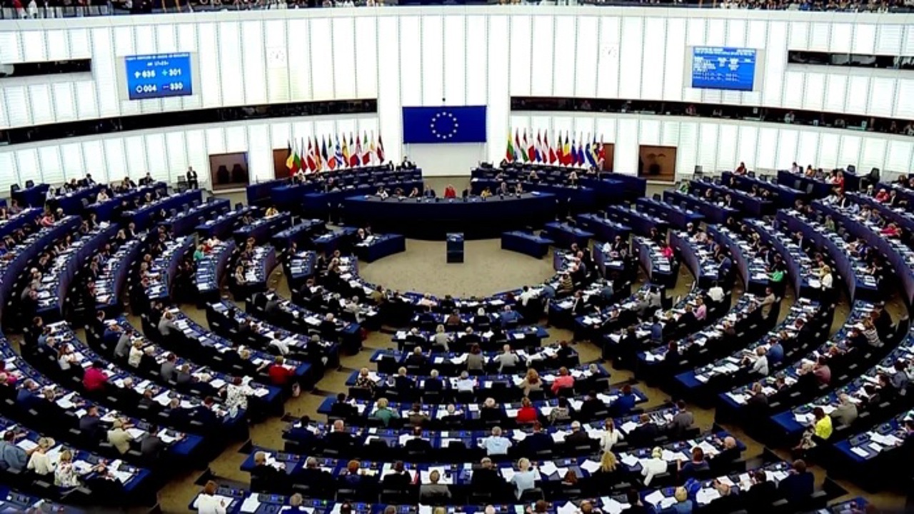 European Parliament calls on EU to sanction Plahotniuc and Șor for trying to destabilise Moldova