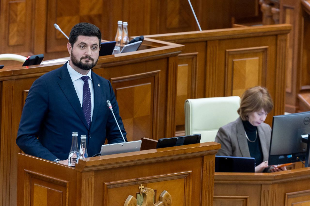 Moțiunea împotriva politicilor energetice, respinsă în Parlament după șase ore de dezbateri