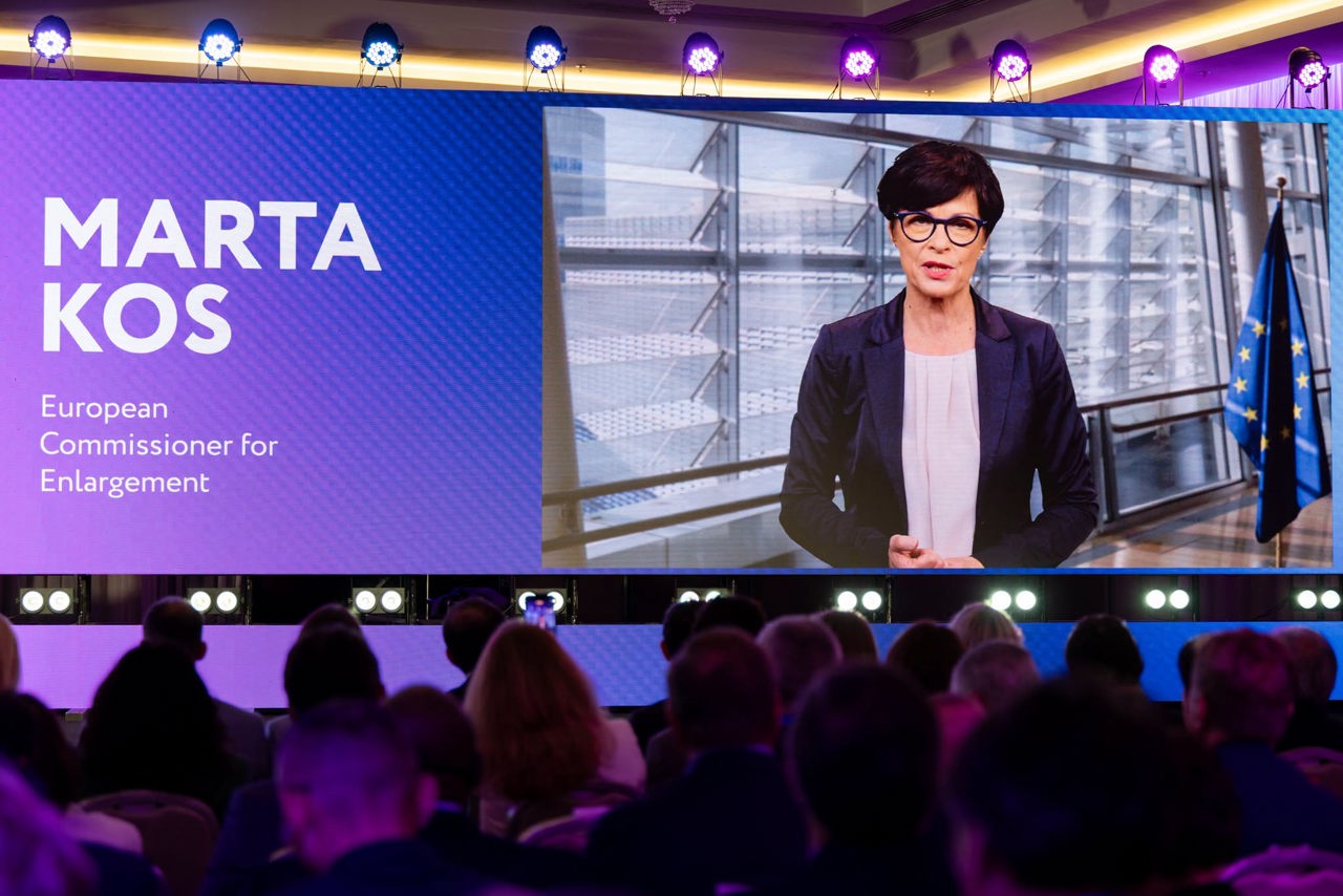 Marta Kos, la Moldova Business Week 2026: „Cine investește astăzi în Moldova, investește într-o poveste de succes europeană”