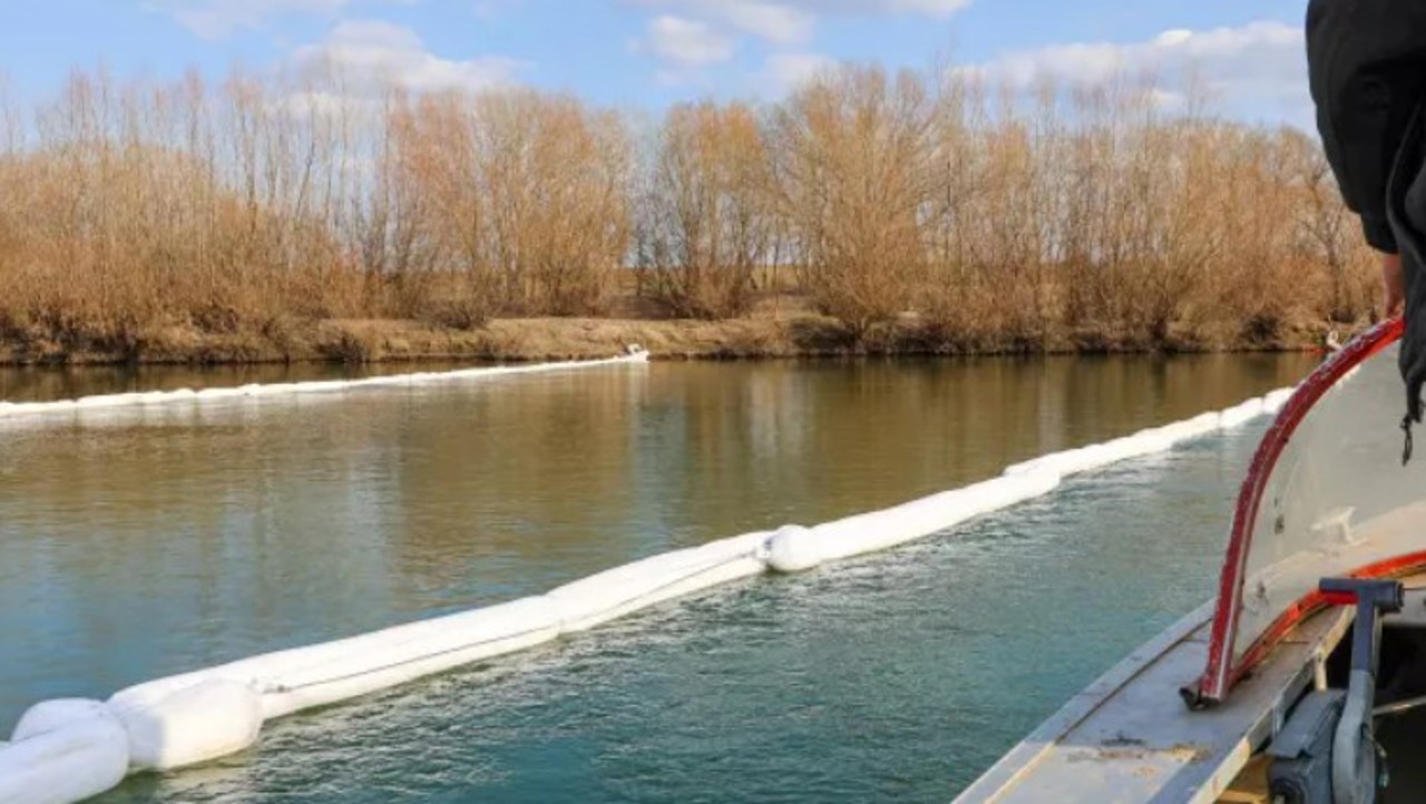 Очистка Днестра продолжается: воду проверят у Дубоссарской ГЭС