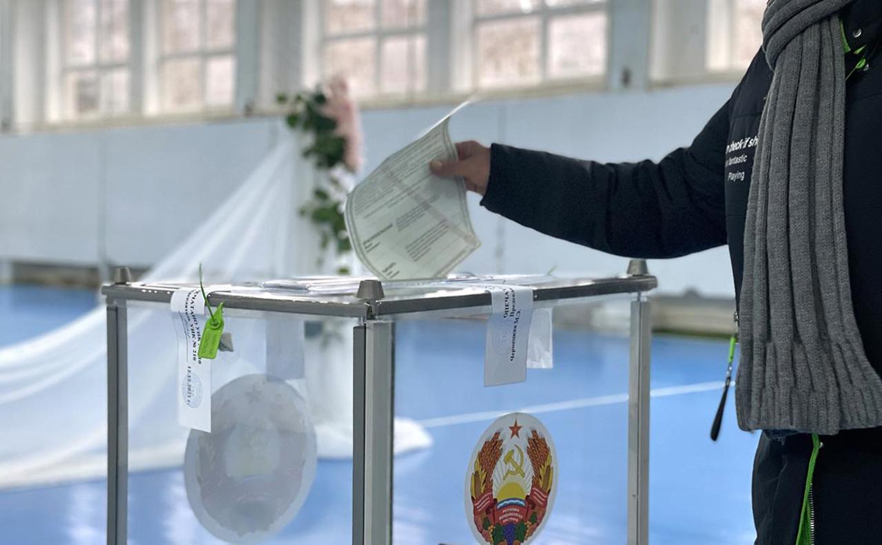 Noi pretinse alegeri la Tiraspol: „Regimul anticonstituțional din stânga Nistrului mimează procedurile unui stat”