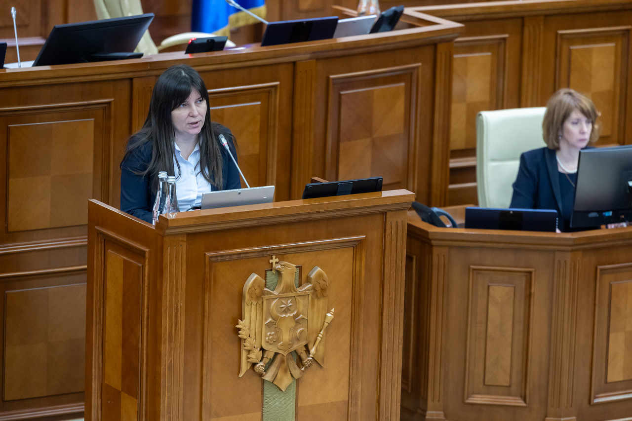 Scutiri de taxe pentru importurile utilizate în producere: Obiecții privind includerea uleiului de palmier pe listă