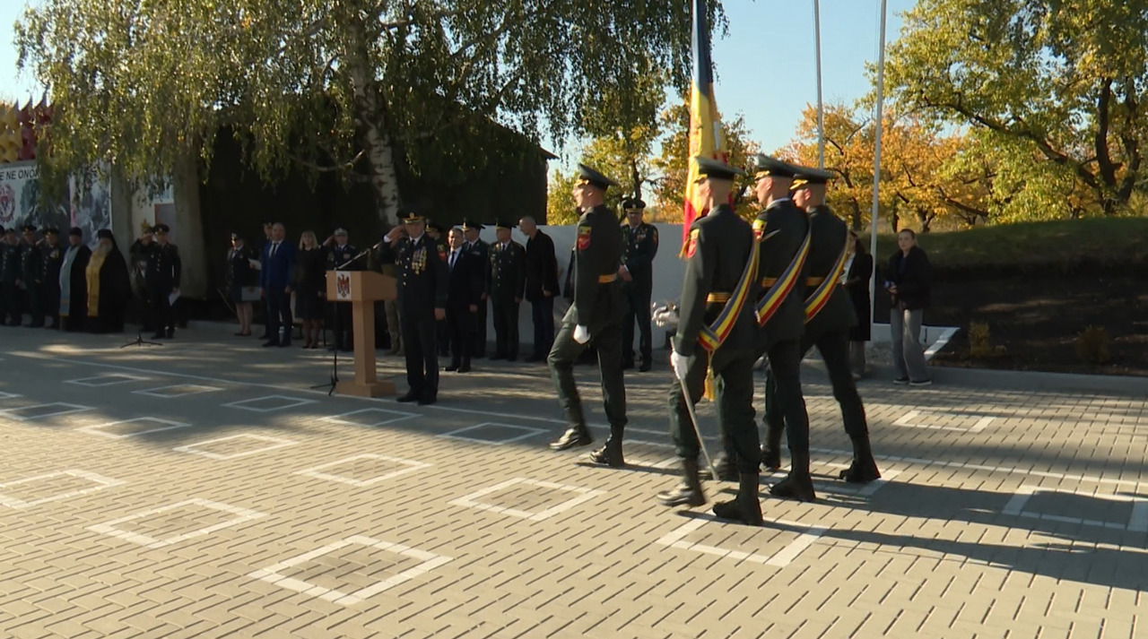 „Ziua Porților Deschise” la Batalionul „Codru” - 33 de ani de curaj și devotament