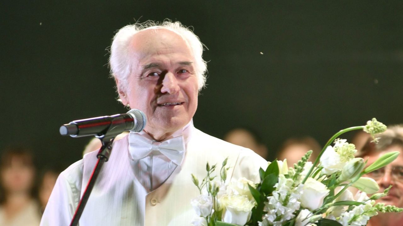 Un an fără Doga: „Geniul muzicii”, comemorat cu aplauze în Parlament