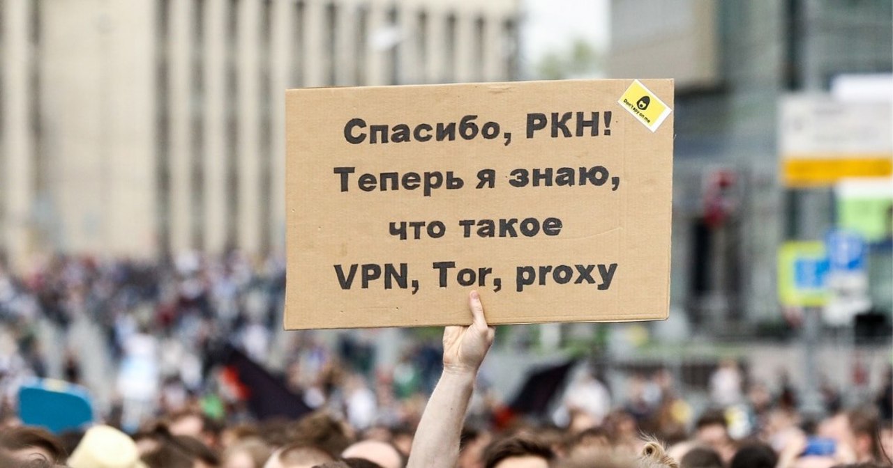 Activist rus, organizatorul unui protest împotriva blocării internetului, bătut în Rusia