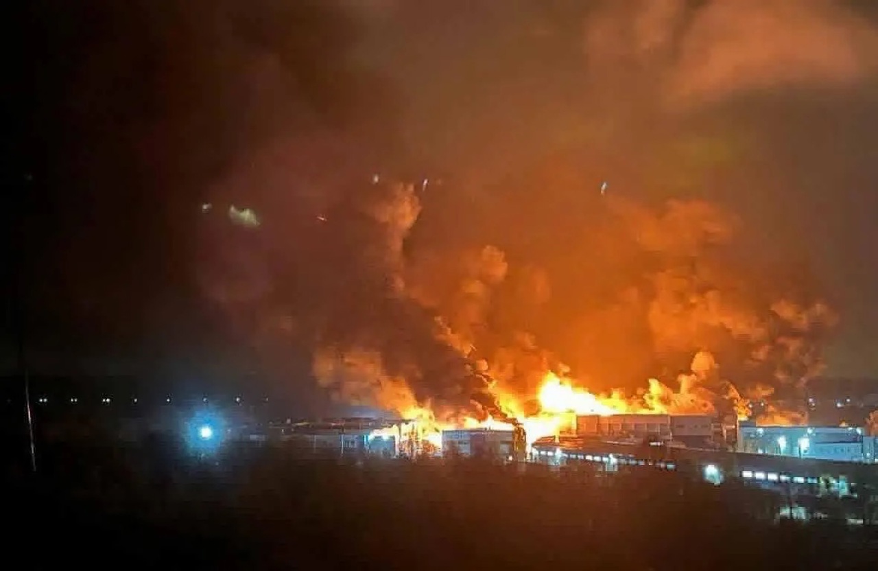 Peste 100 de milioane de dolari pierderi după atacurile la o farmacie și o cafenea din Kiev 