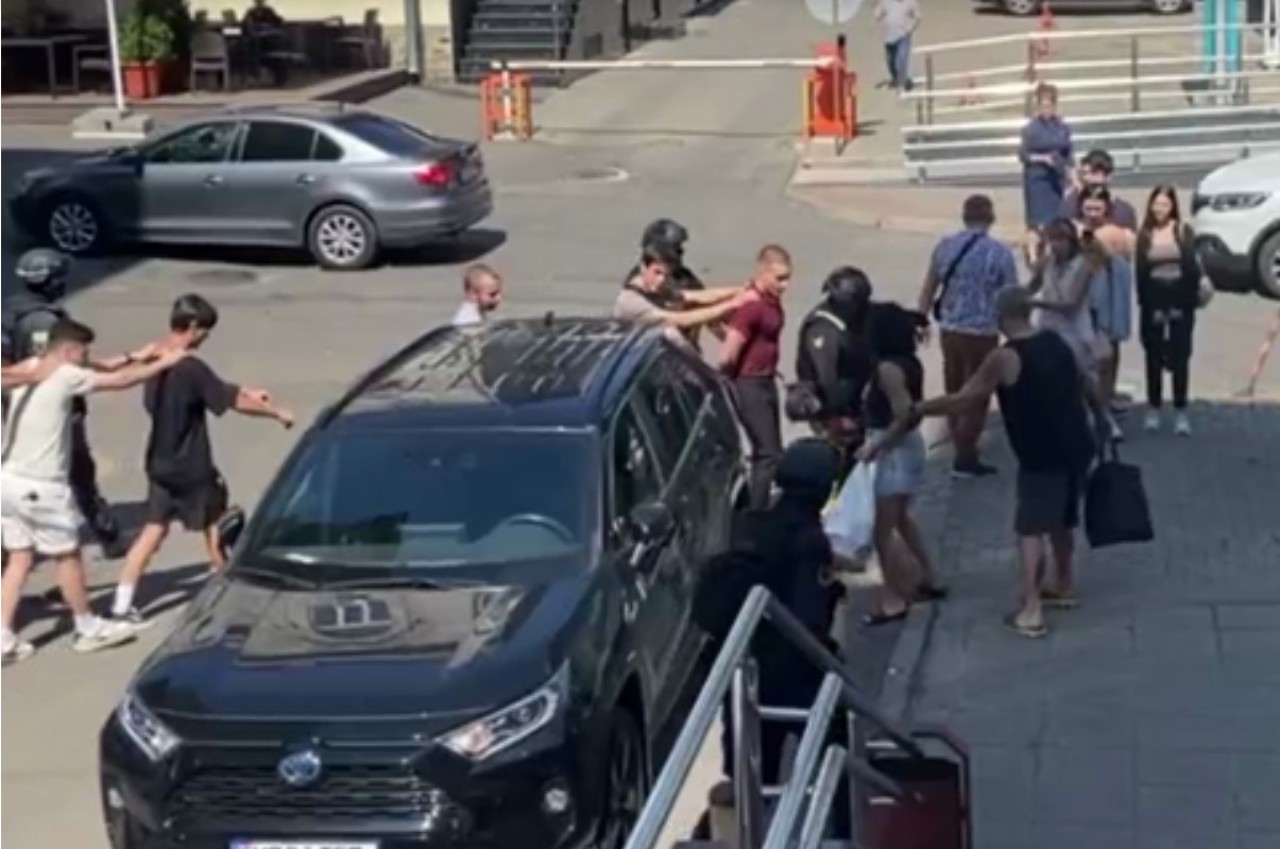 Дело о Deepfake: 12 подозреваемых арестованы на 30 суток