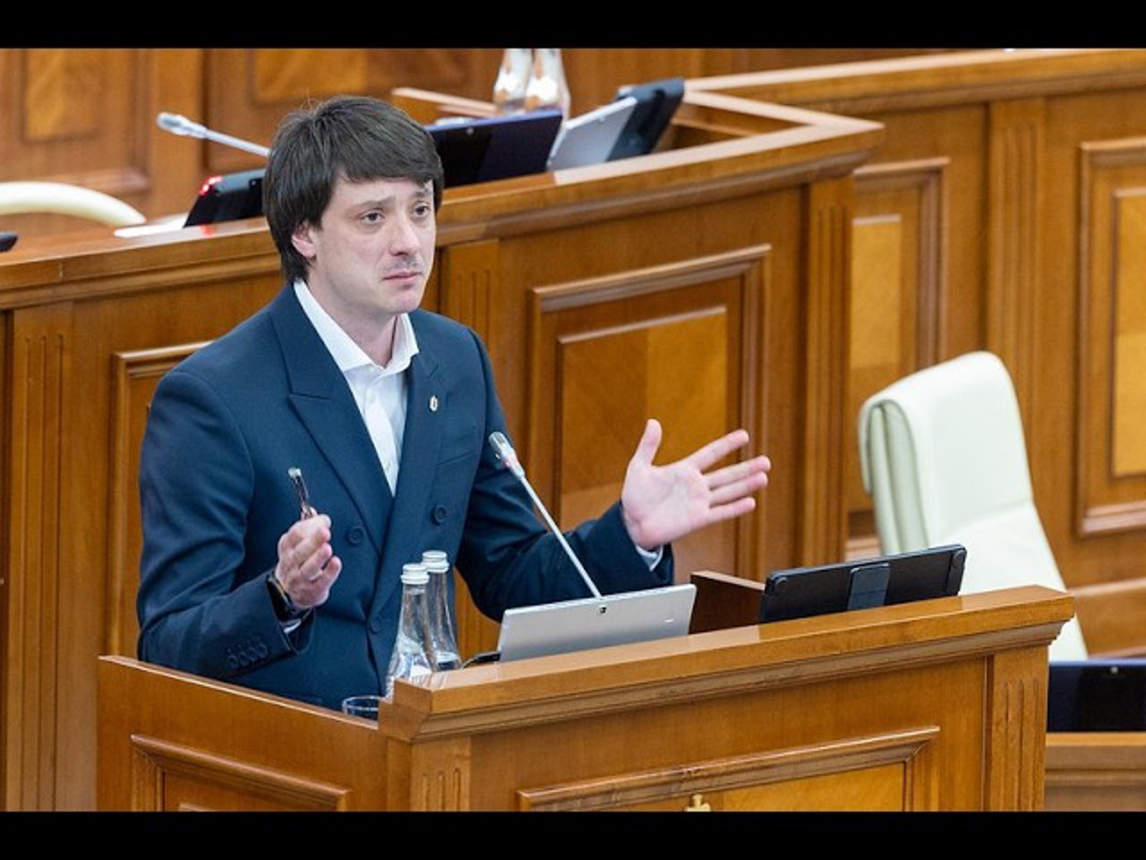 Verșinin, inclus în baza de date „Mirotvoreț" pentru „propagandă rusă". Reacție: „Nu știam că a vorbi despre Nistru e o afirmație împotriva Ucrainei"