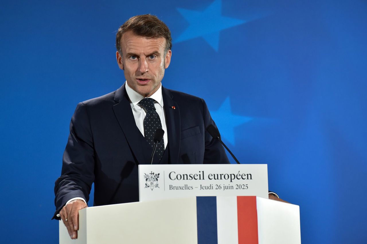 UE va monitoriza atent alegerile parlamentare din Republica Moldova, afirmă Macron