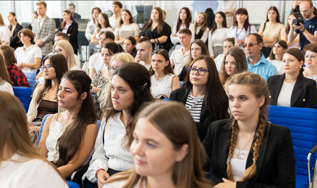 Young Moldovans have five more days to apply for state grants of up to 600,000 lei