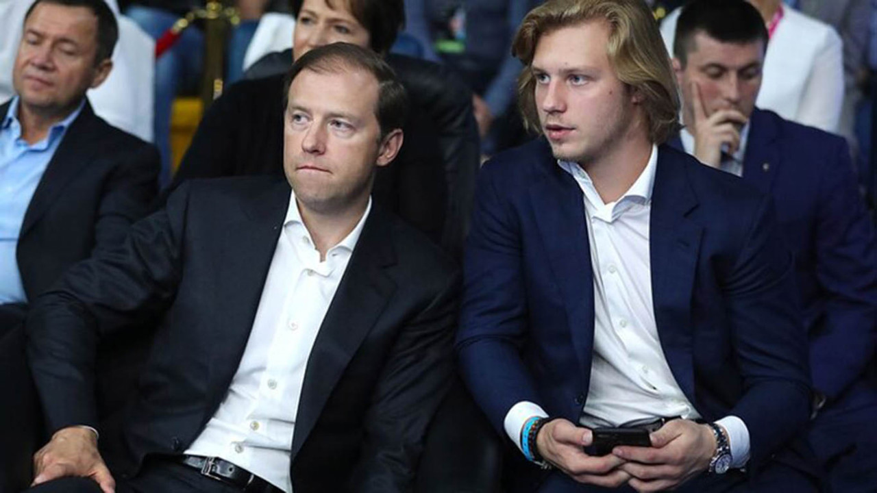 Rusia: Fiul vicepremierului Manturov, angajat de un oligarh al cărbunelui cu 2,6 milioane de ruble pe lună