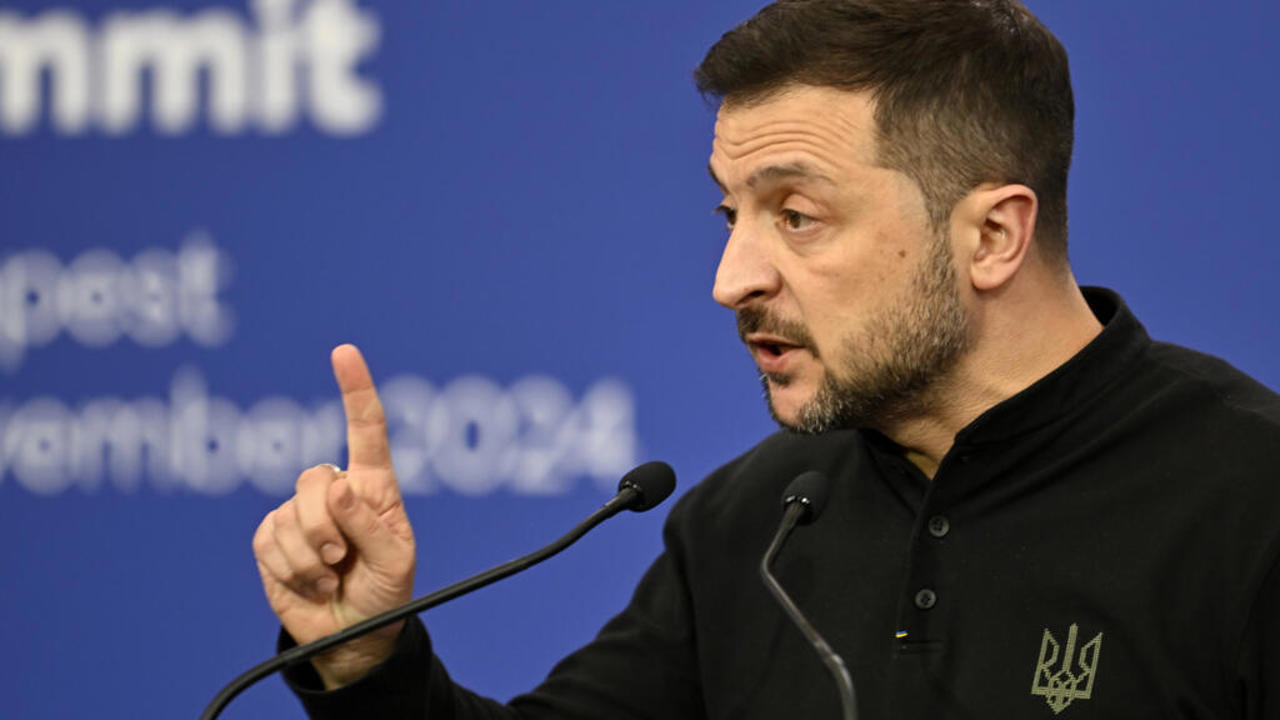 Zelenskyy rejects territorial concessions as Trump-Putin summit looms