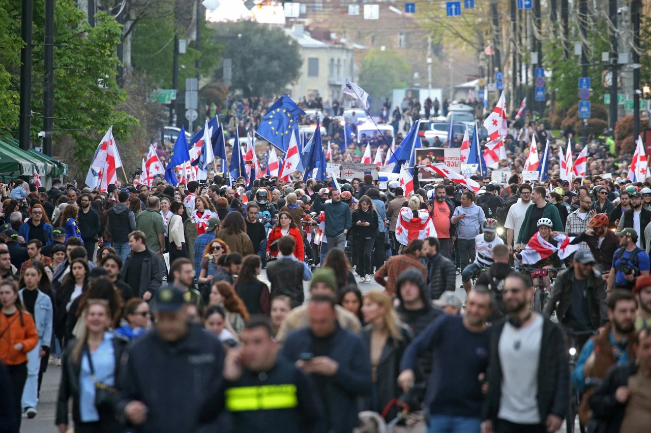 Georgienii protestează din nou împotriva legii „agenților străini”