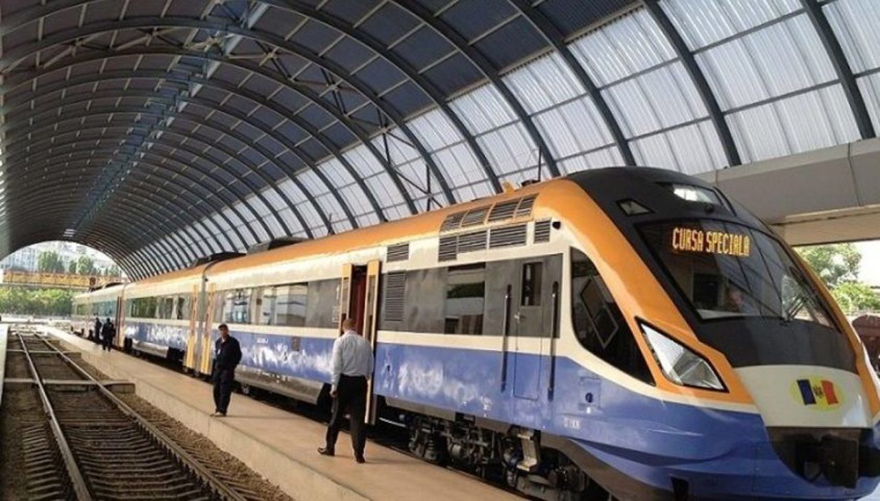 Bani pentru Calea Ferată: 300 de milioane de lei intră în modernizarea infrastructurii și transportului feroviar 