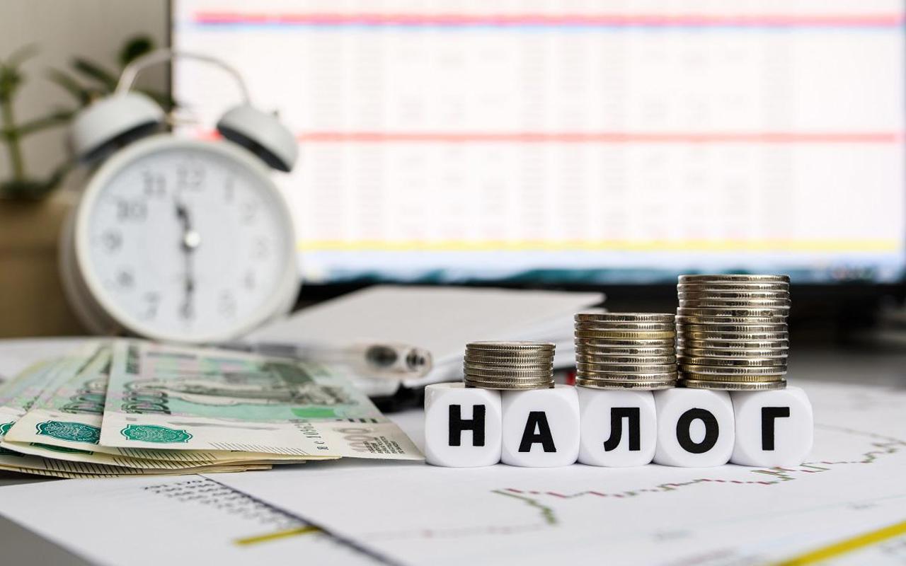 „Fiecare strănut va fi impozitat”. Rușii și companiile vor plăti 3.7 trilioane de ruble pentru a acoperi cheltuielile record pentru război