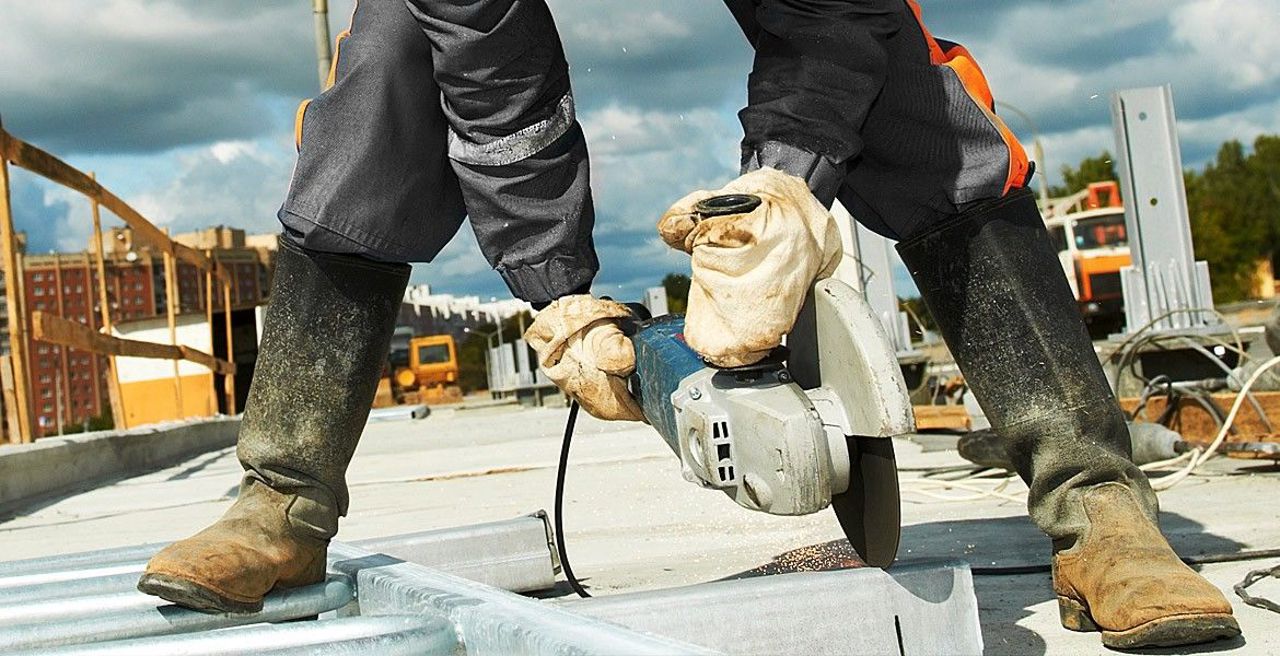 Israelul intenționează să aducă muncitori din R. Moldova pentru a-și stimula sectorul construcțiilor, rămas fără forță de muncă după atacul Hamas