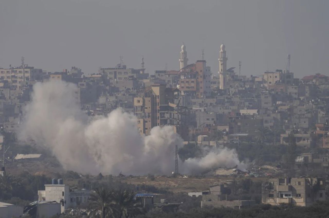Israel strikes eastern Rafah as ceasefire talks end with no deal