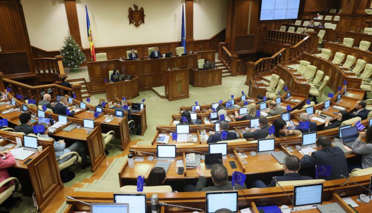 În anul 2024, inițiativele legislative legate de procesul de armonizare cu normele UE vor fi prioritare pentru Parlament 