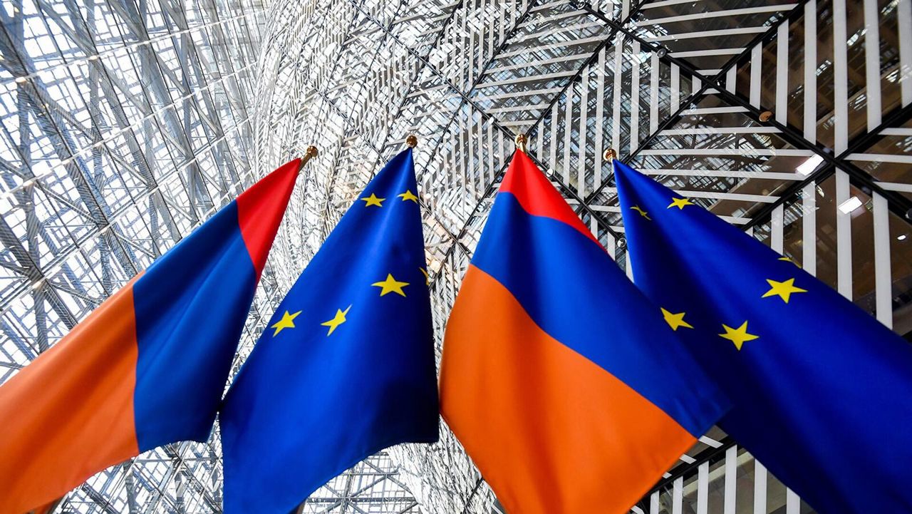 Corespondență // Armenia și UE demarează procesul de liberalizare a vizelor