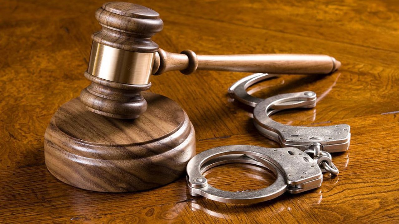 Суд перевел под домашний арест начальника таможенного поста в Каушанах