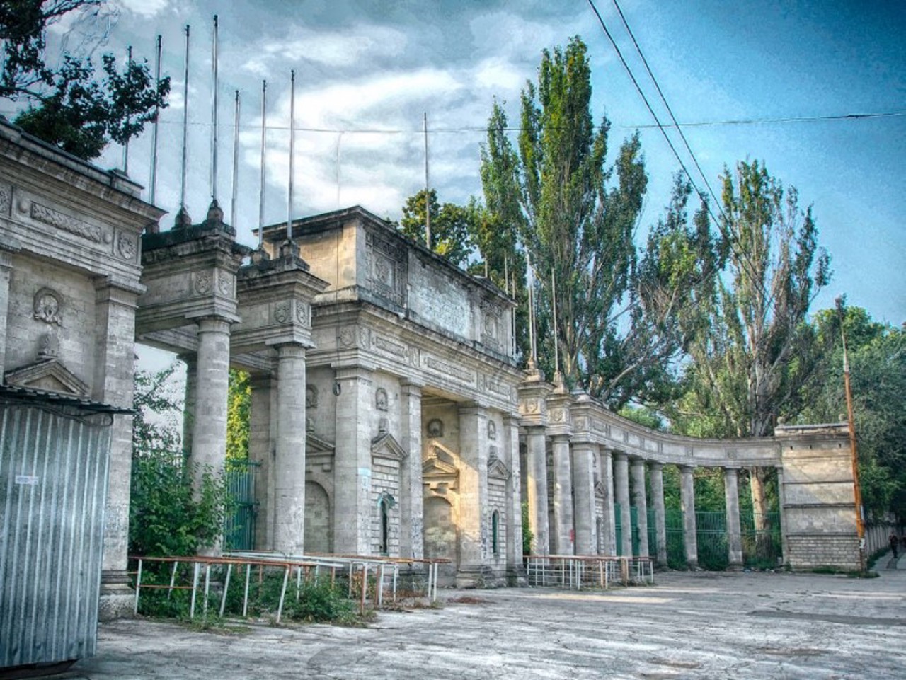 Abandoned City Land to Fund Moldovan Projects