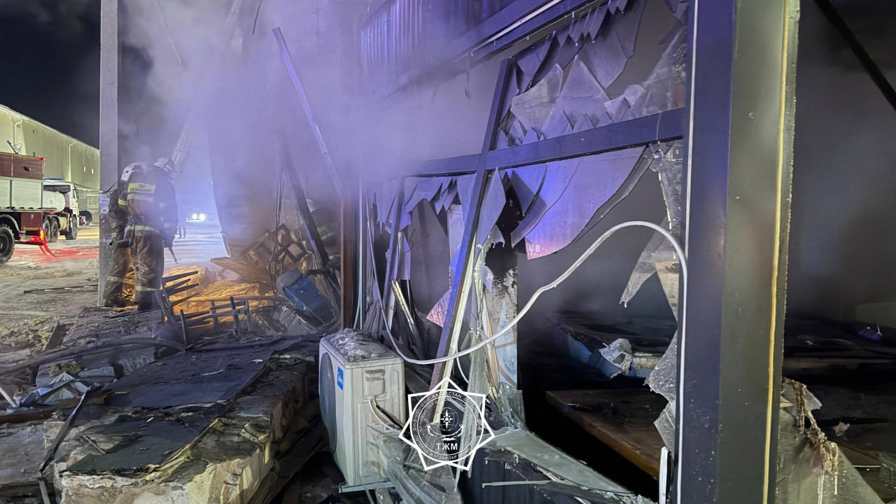 Мощный взрыв в кафе Казахстана: семь человек погибли