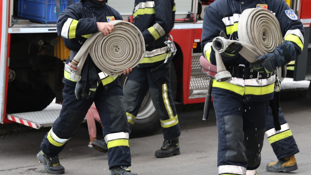 Explosion in an apartment in Chisinau. Ambulance takes one person
