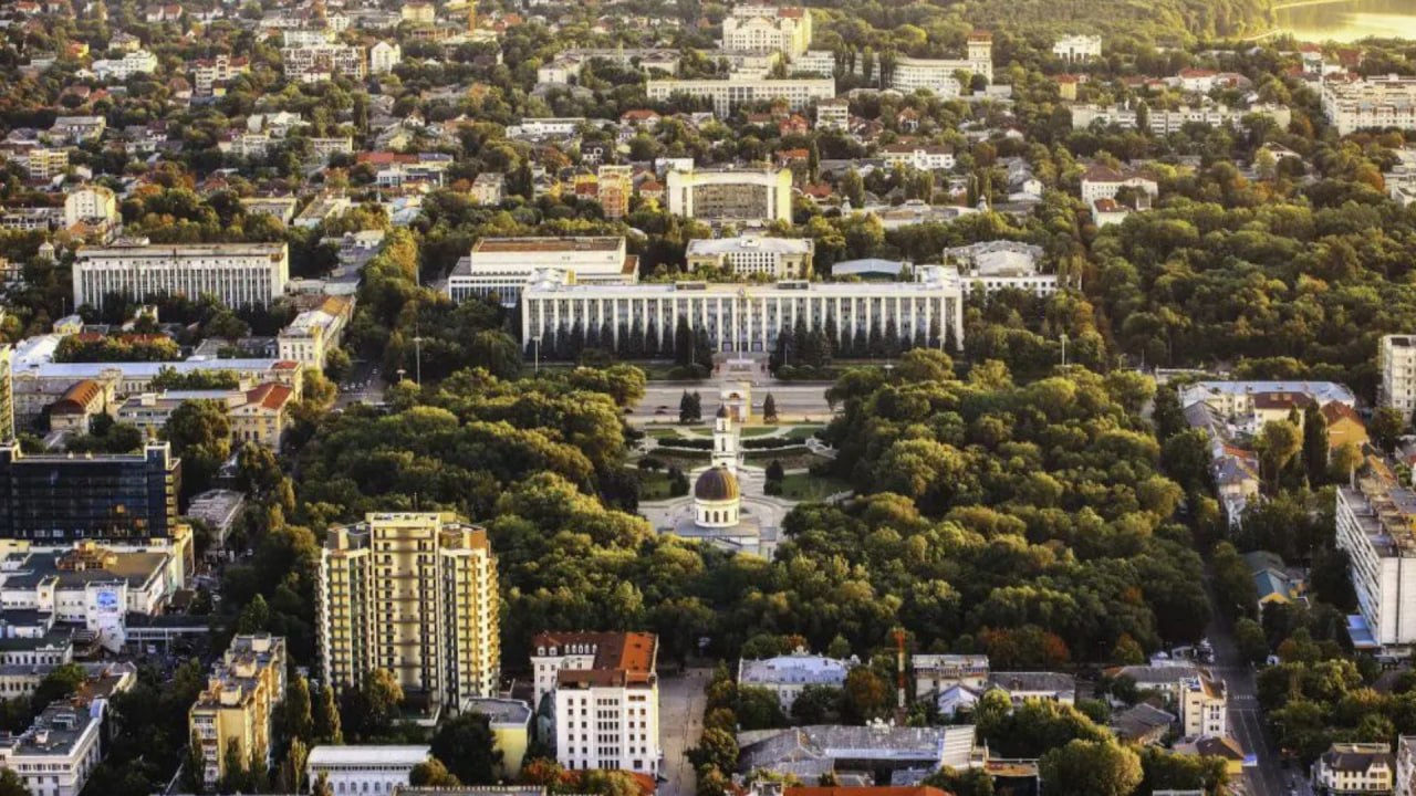 Piața imobiliară, în profund declin: „Niciodată în ultimii 70 de ani nu s-a dat în exploatare atât de puțin”