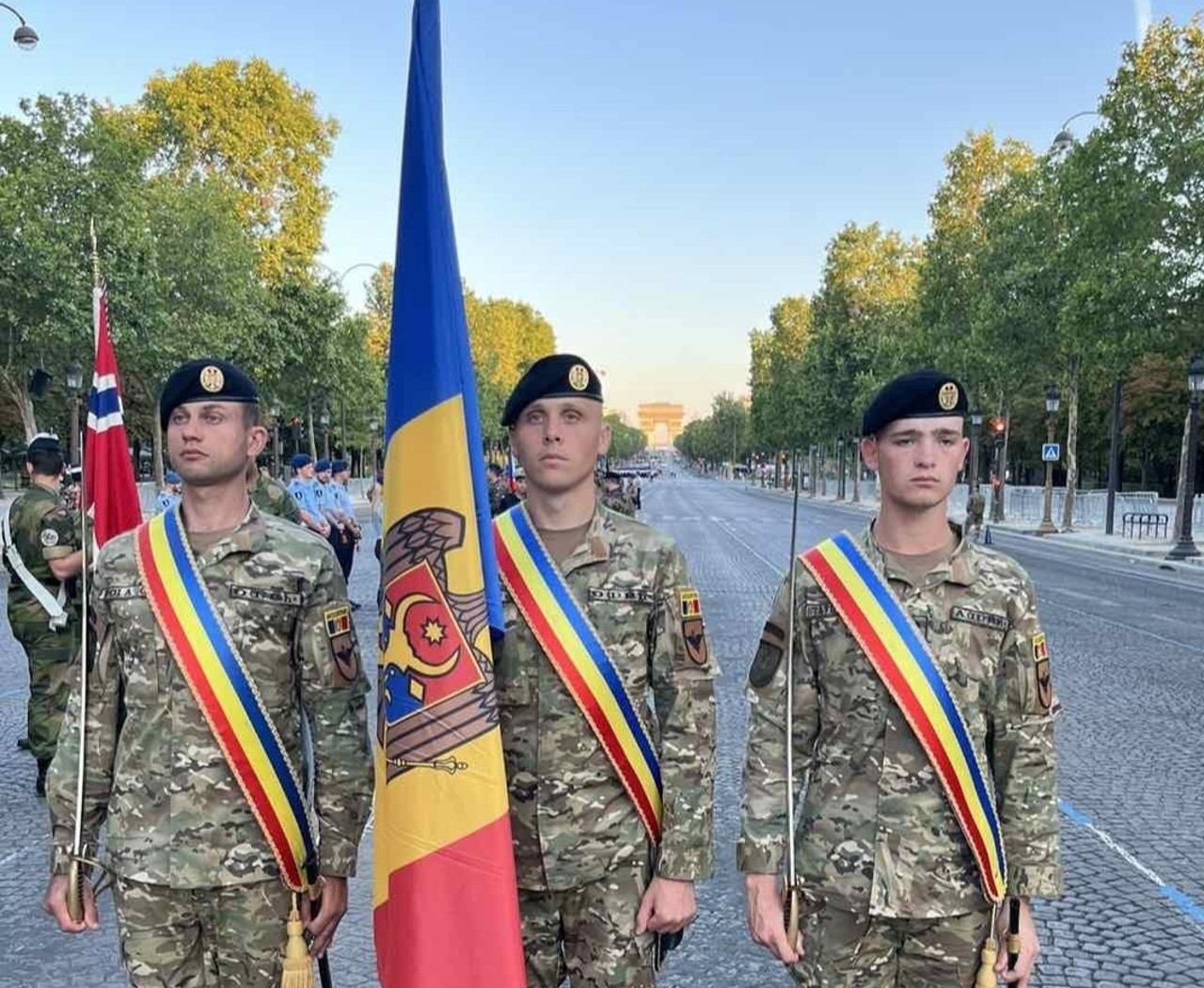 Militarii Armatei Naționale vor defila, pentru a doua oară, la parada de la Paris
